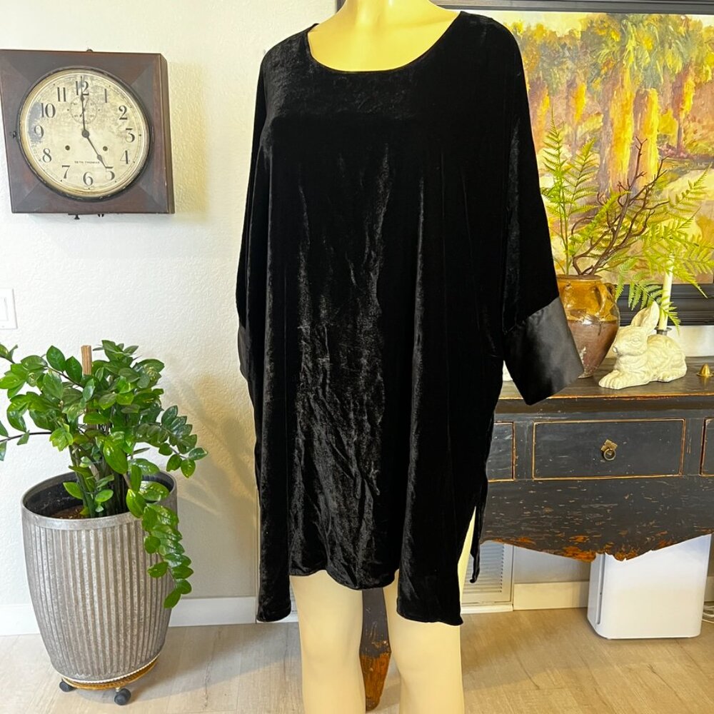 Laise Adzer oversized large sleeved scoop neckline 100% Silk TUNIC/Mini Dress